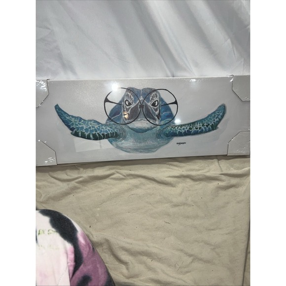 The Unbranded Brand Other - Sea Turtle Canvas Print- Wall Decor for Living Room